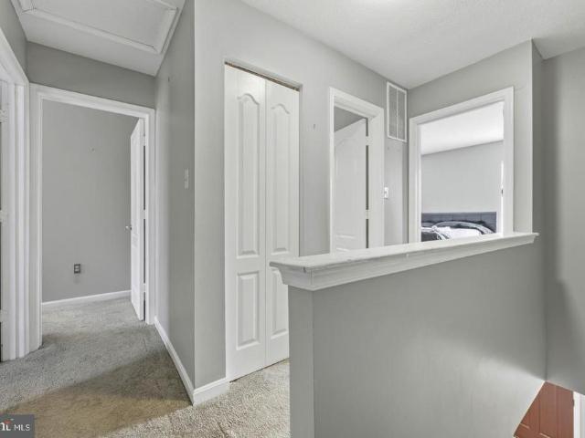 Townhouse for sale in Laurel Glenn, California