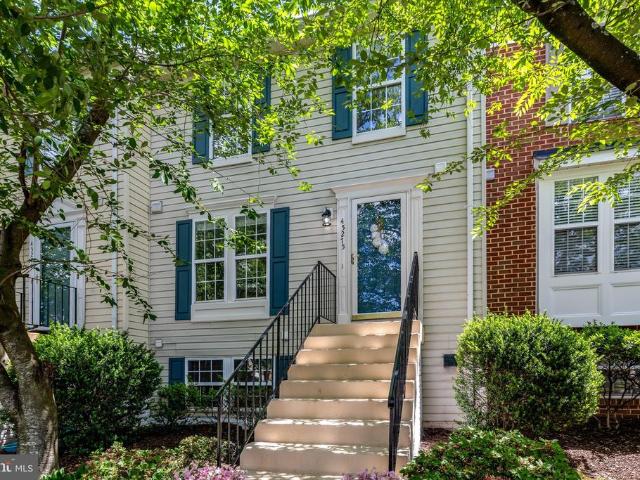 Townhouse for sale in Virginia