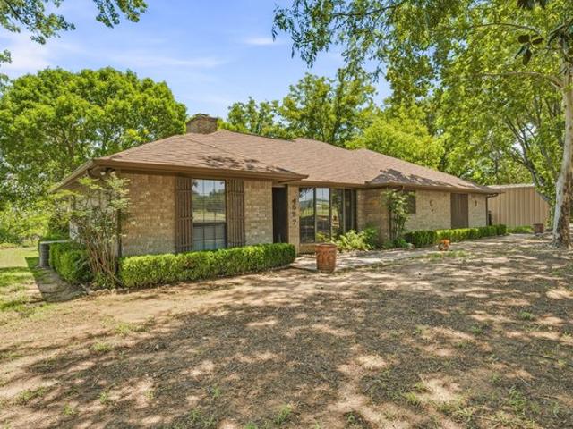 House for sale in Mineral Wells, Texas