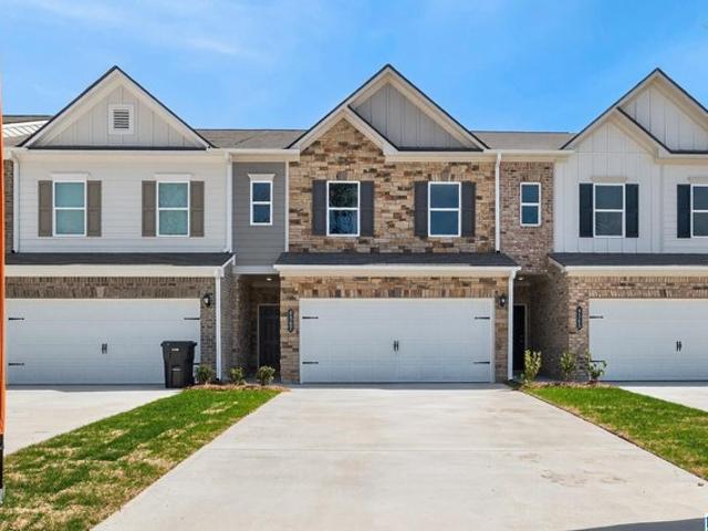 Townhouse for sale in Fultondale, Alabama
