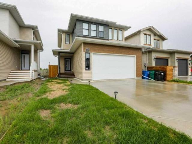 House for sale in Clearview, Lethbridge