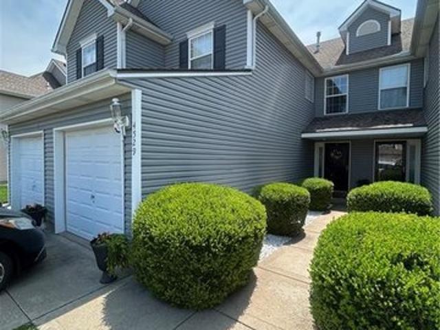 Townhouse for sale in Kansas City, Missouri