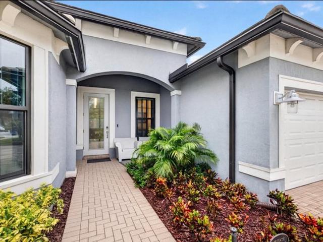 House for sale in Oakland Park, Florida