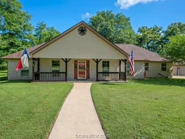 House for sale in North Zulch, Texas