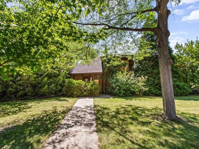 House for sale in Lincolnwood, Illinois