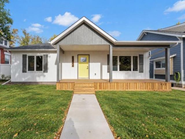 House for sale in Medicine Hat