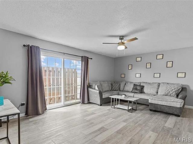 Condo for sale in Hazelwood, Missouri