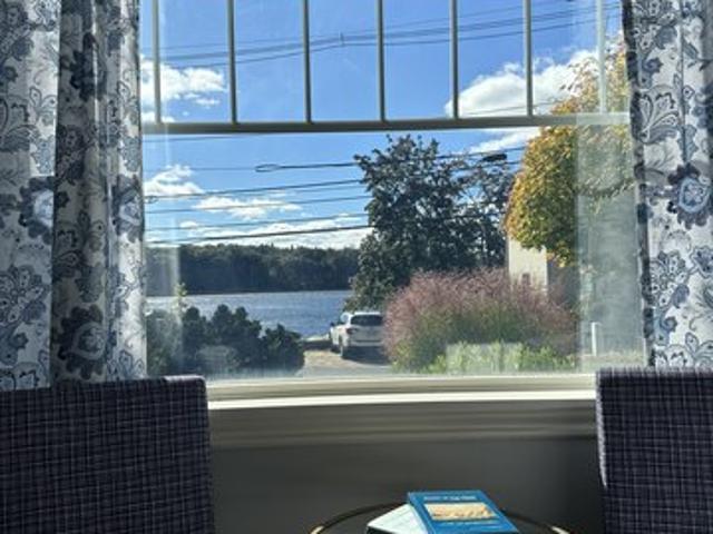 Townhouse for rent in Amesbury, Massachusetts