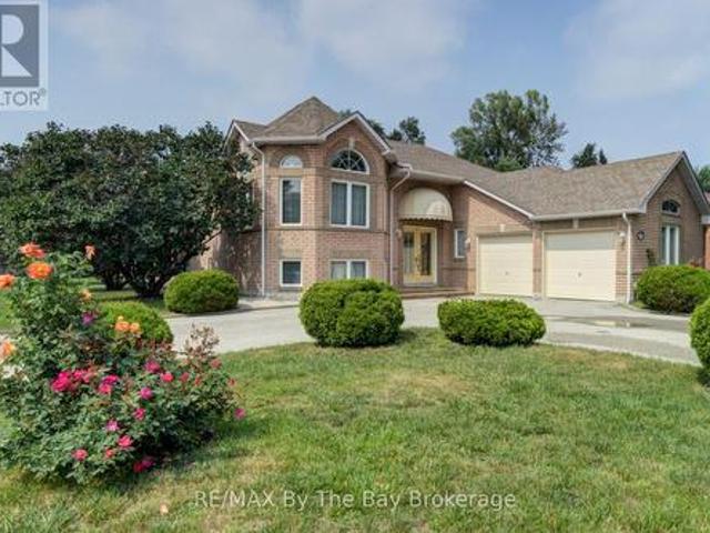 House for sale in Wasaga Beach, Ontario