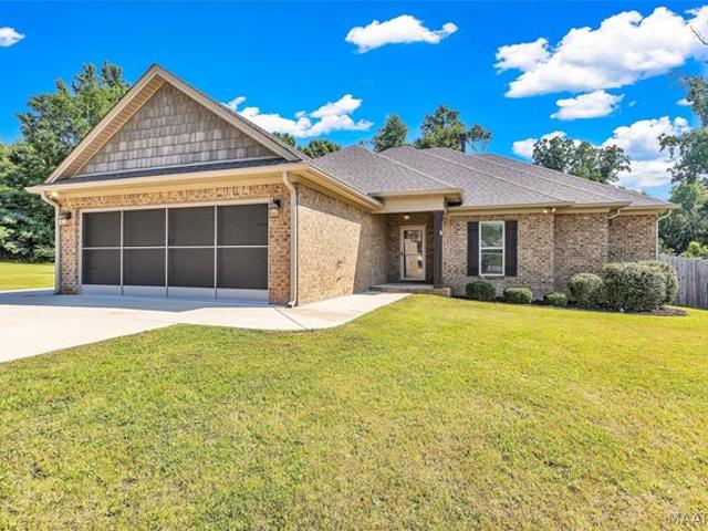 House for sale in Elmore, Alabama