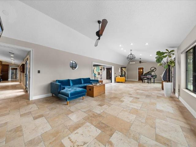 House for sale in Crystal River, Florida