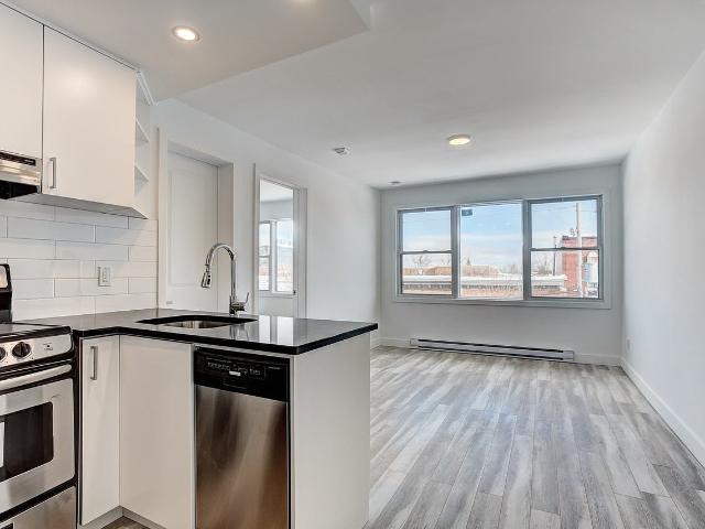 Apartment for rent in St. Leonard's, Quebec