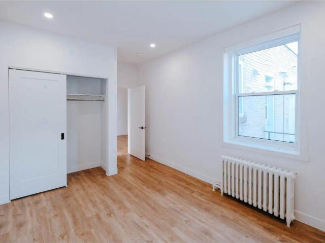 Apartment for rent in Côte-des-Neiges–Notre-Dame-de-Grâce, Montréal