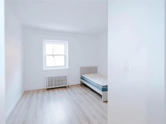 Apartment for rent in Côte-des-Neiges–Notre-Dame-de-Grâce, Montréal