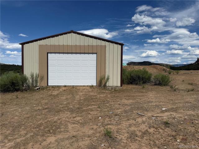 House for sale in De Beque, Colorado