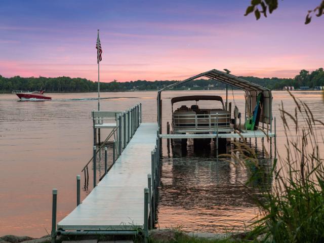 House for sale in Hennepin, Minnesota