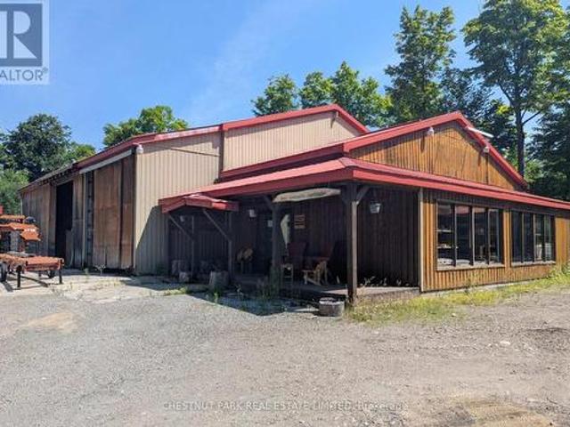 Commercial for sale in Dysart Et Al., Ontario