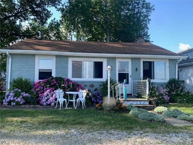 House for sale in Sheffield Lake, Lorain County