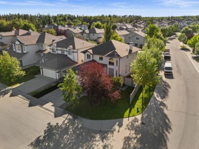 House for sale in The Hamptons, Edmonton