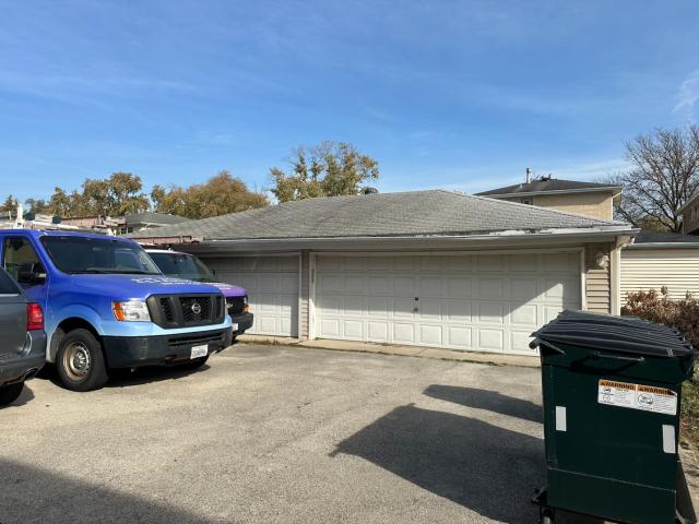 House for sale in Brookfield, Illinois