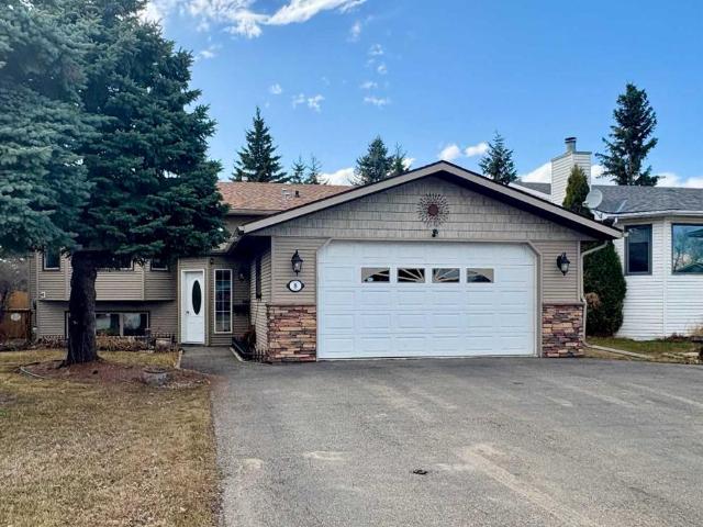 House for sale in Sylvan Lake, Alberta
