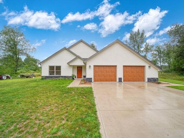 House for sale in Hillsdale, Michigan