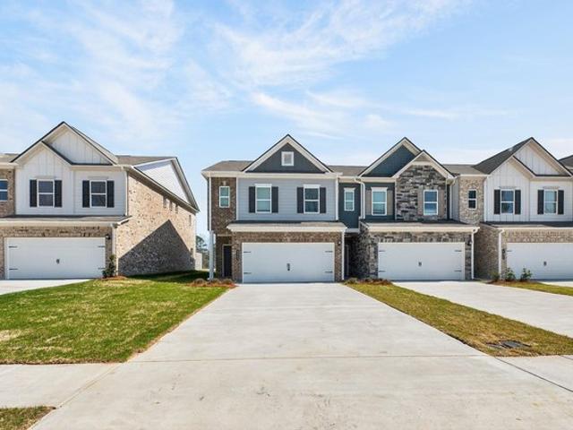 Townhouse for sale in Fultondale, Alabama