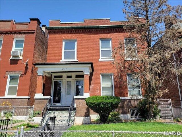 House for sale in Saint Louis, Missouri