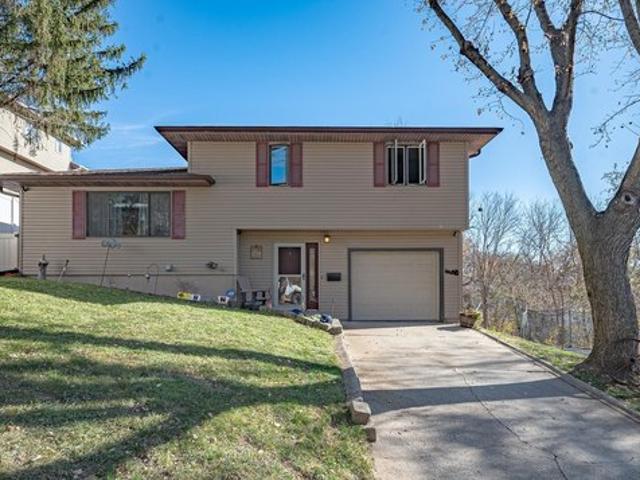 House for sale in Woodbury, Iowa