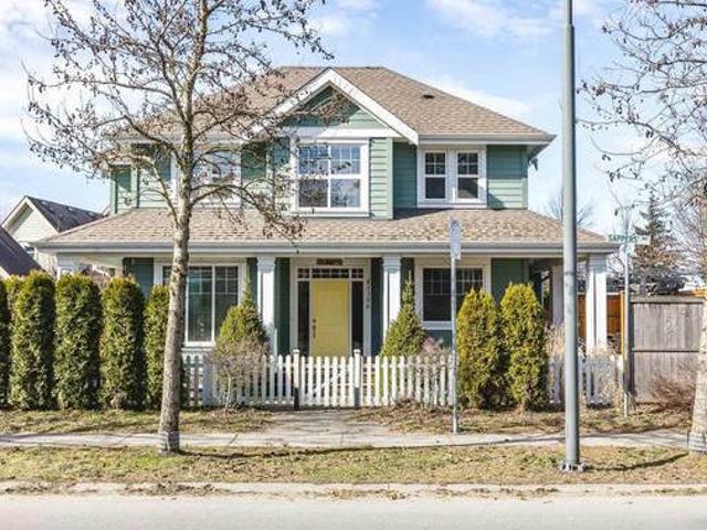 House for sale in Abbotsford