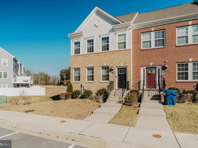 Townhouse for sale in California, Maryland