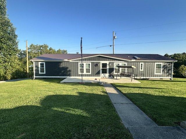 House for sale in Mount Olivet, Kentucky