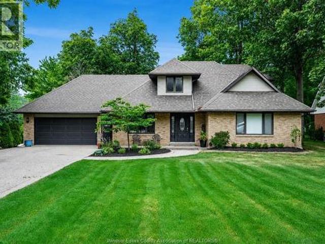 House for sale in Chatham–kent, Ontario