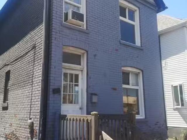 Condo for rent in Ancaster, Ontario