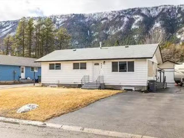 House for sale in Sparwood, British Columbia