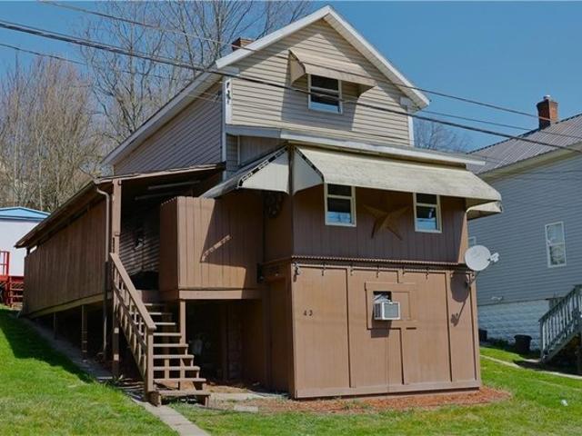 House for sale in Centerville, Pennsylvania