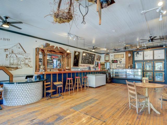 House for sale in Johnstown, New York