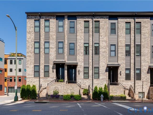 Townhouse for sale in Virginia