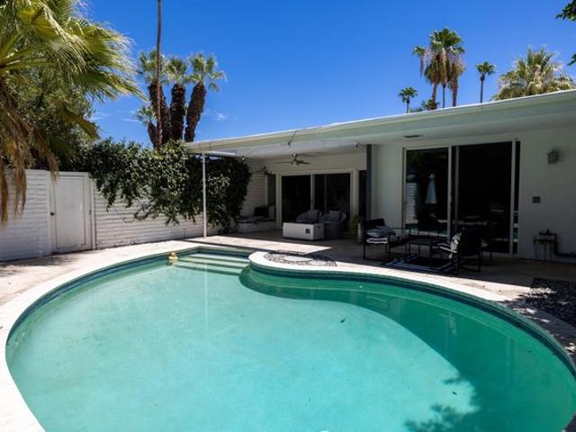 Condo for sale in Palm Desert, California