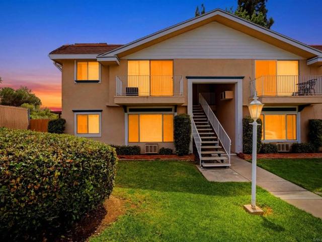 Condo for sale in La Mesa, California