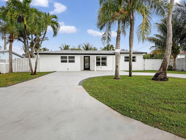 House for sale in Dania, Florida