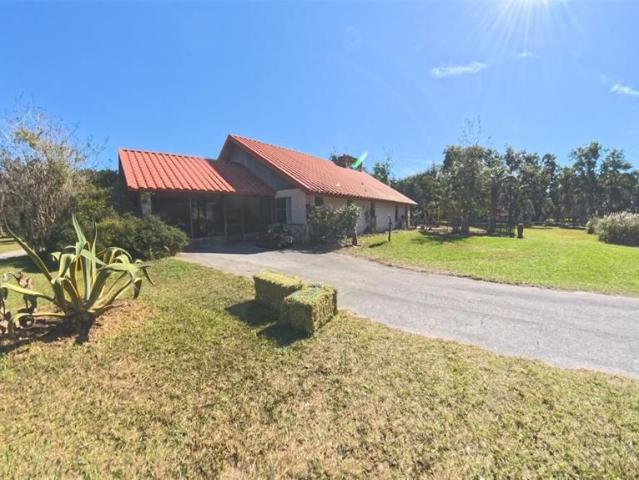 Property for sale in Anthony, Florida
