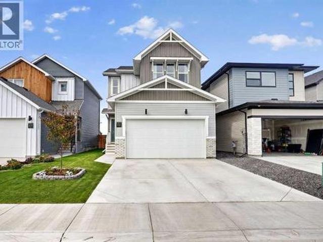 House for sale in Lethbridge, Alberta