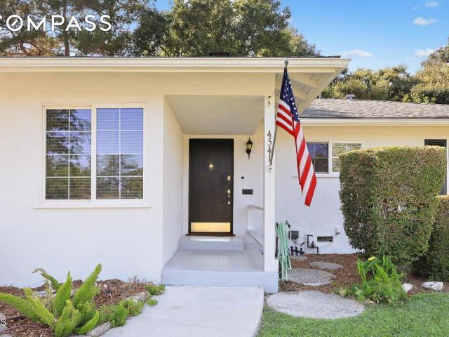 Property for rent in La Canada Flintridge, California