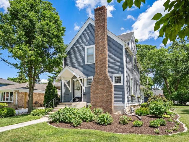 House for sale in Downers Grove, Illinois