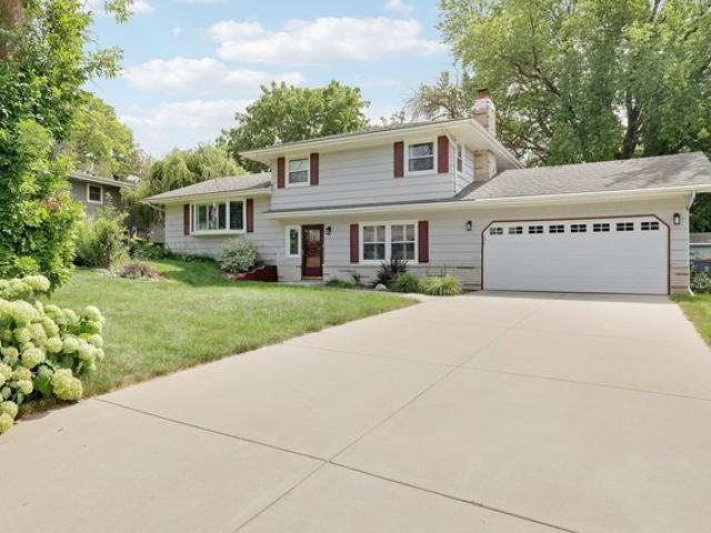 House for sale in Hennepin, Minnesota