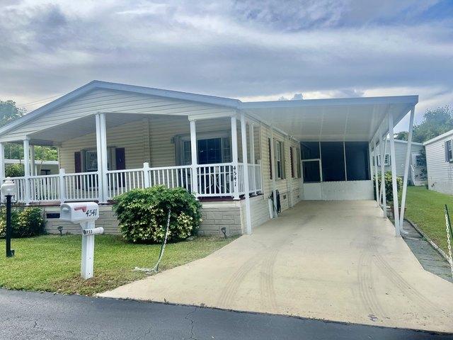 House for sale in Coconut Creek, Florida