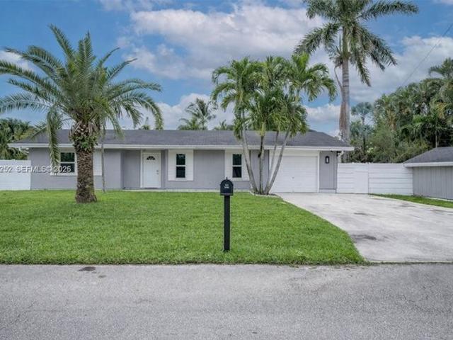 House for sale in Dania, Florida