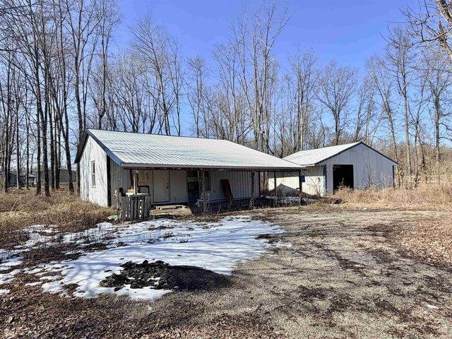 House for sale in Jasonville, Indiana