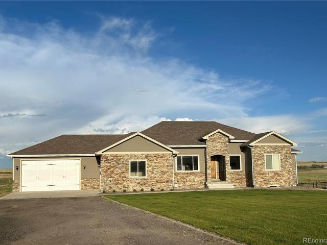 House for sale in Bennett, Colorado